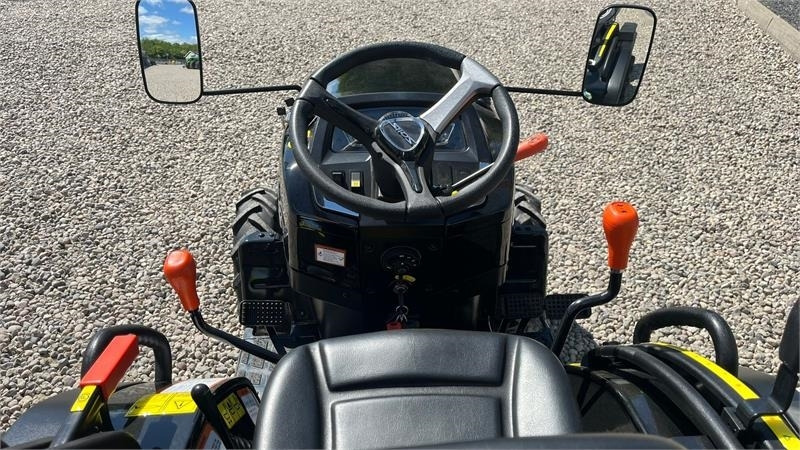 Solis S26 Limited Edition i sort 6+2 Gearmaskine med Ser - Municipal tractor: picture 5 Solis S26 Limited Edition i sort 6+2 Gearmaskine med Ser - Municipal tractor: picture 5