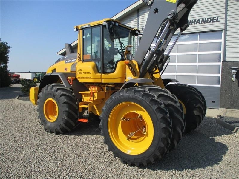 Volvo Tvillingehjul som passer til AGRI 750/65R26 - Wheel loader: picture 4 Volvo Tvillingehjul som passer til AGRI 750/65R26 - Wheel loader: picture 4