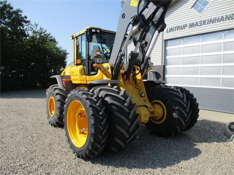 Volvo Tvillingehjul som passer til AGRI 750/65R26 - Wheel loader: picture 5 Volvo Tvillingehjul som passer til AGRI 750/65R26 - Wheel loader: picture 5