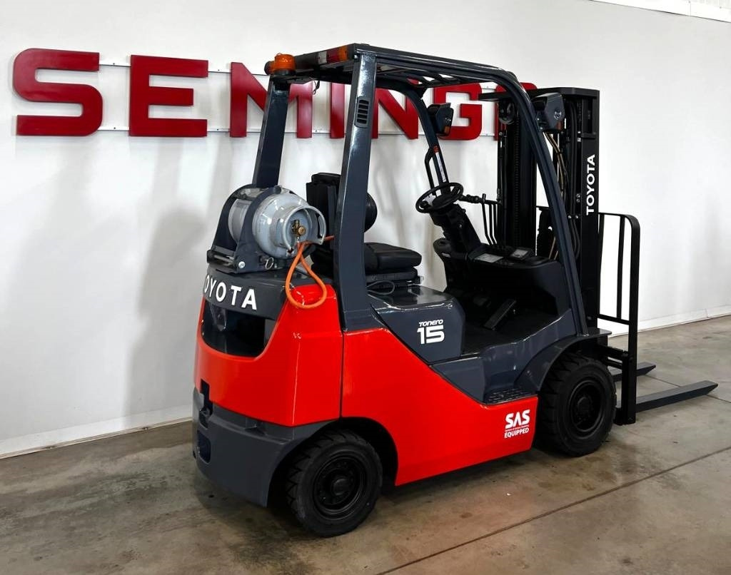 Toyota 10908 02-8FGF18 - LPG forklift: picture 3 Toyota 10908 02-8FGF18 - LPG forklift: picture 3