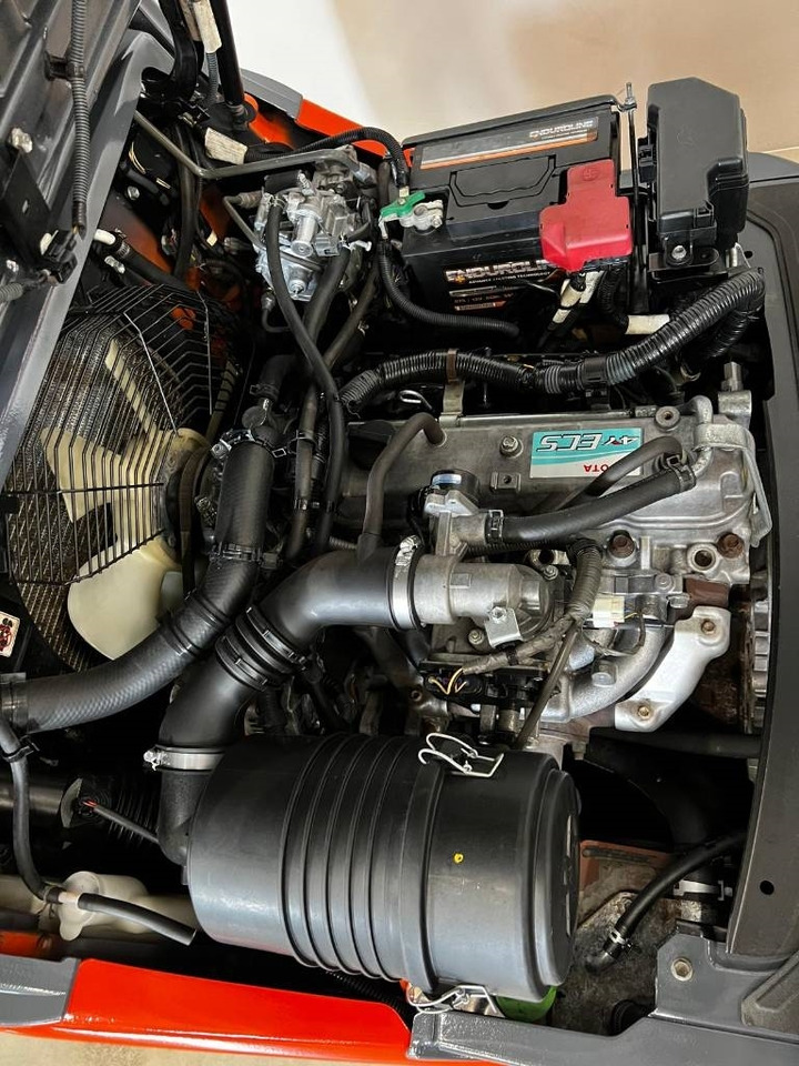 Toyota 10908 02-8FGF18 - LPG forklift: picture 5 Toyota 10908 02-8FGF18 - LPG forklift: picture 5