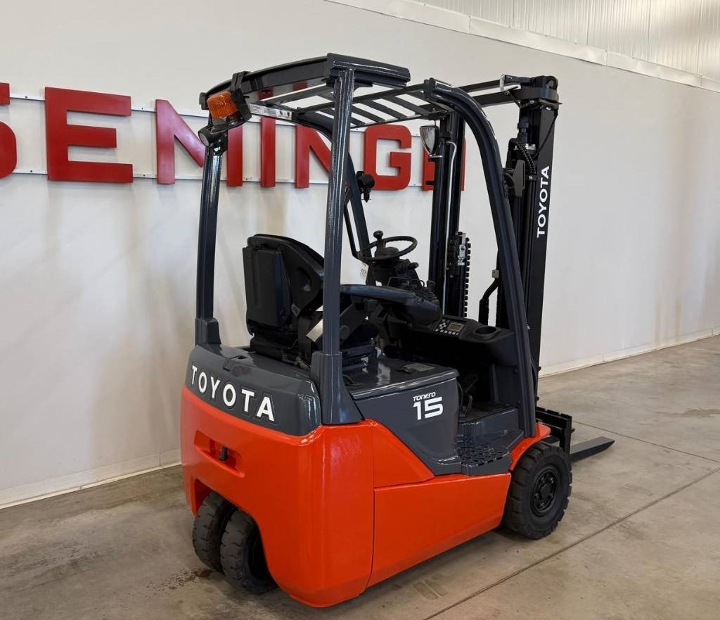 Toyota 11051 - 8FBE15T - Electric forklift: picture 4 Toyota 11051 - 8FBE15T - Electric forklift: picture 4