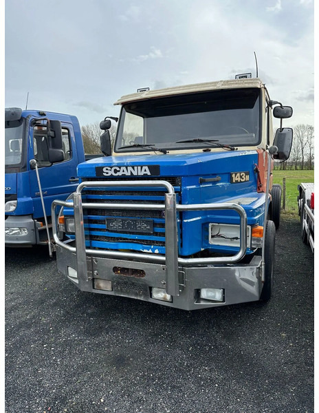Scania T143-450 V8 HAUBER/NEUS/TORPEDO - Tractor unit: picture 2 Scania T143-450 V8 HAUBER/NEUS/TORPEDO - Tractor unit: picture 2