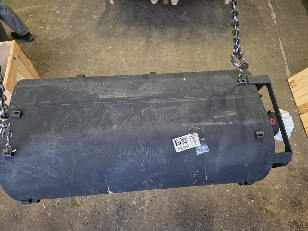 CNH 5801740620 - Muffler for Construction machinery: picture 1 CNH 5801740620 - Muffler for Construction machinery: picture 1