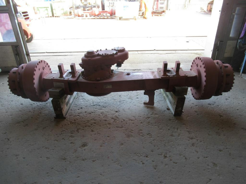 Case 8998342181 - 98342181 - Axle and parts for Agricultural machinery: picture 3 Case 8998342181 - 98342181 - Axle and parts for Agricultural machinery: picture 3