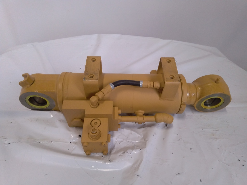 Case KAV18610 - Hydraulic cylinder for Agricultural machinery: picture 1 Case KAV18610 - Hydraulic cylinder for Agricultural machinery: picture 1