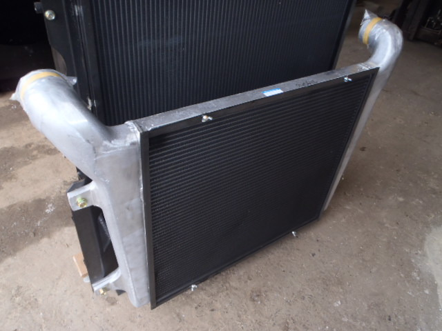 Case LN00100 - Intercooler for Construction machinery: picture 2 Case LN00100 - Intercooler for Construction machinery: picture 2