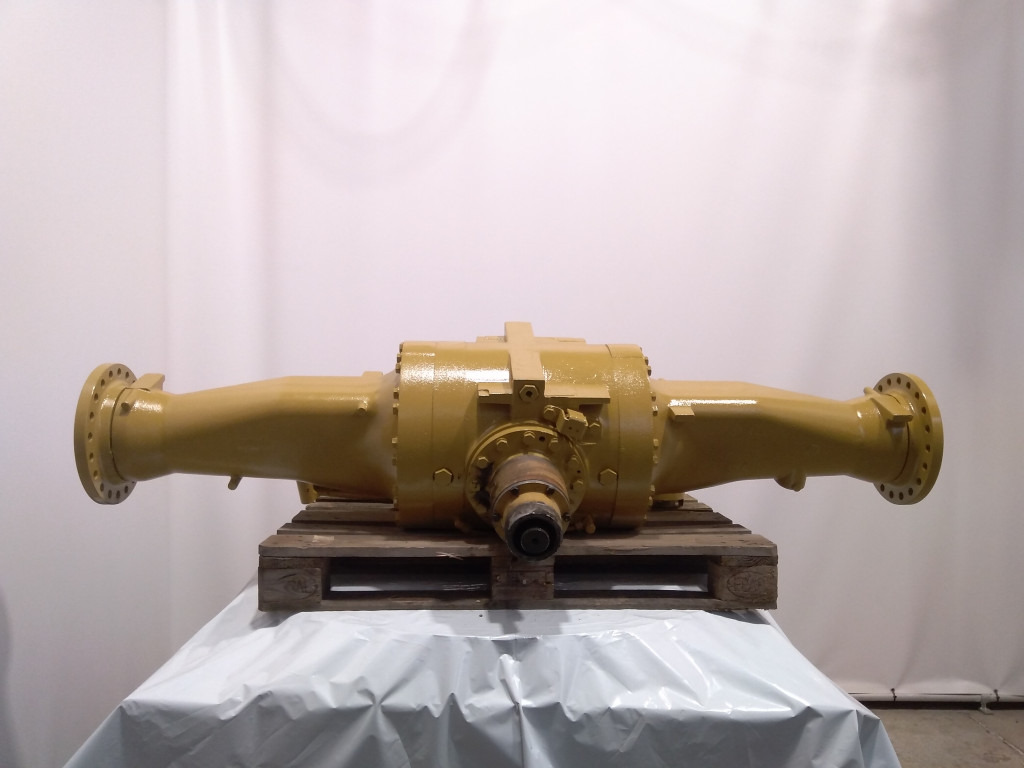 Caterpillar 1267845 - Rear axle for Construction machinery: picture 1 Caterpillar 1267845 - Rear axle for Construction machinery: picture 1