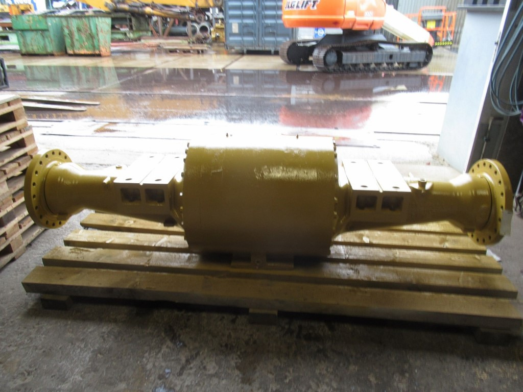 Caterpillar 2514522 - Front axle for Construction machinery: picture 3 Caterpillar 2514522 - Front axle for Construction machinery: picture 3