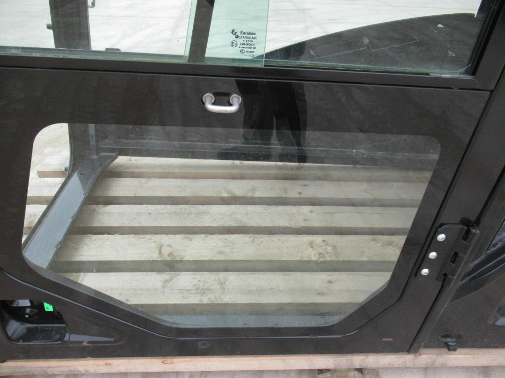 Caterpillar 3406687HE03 - 3406687 - Cab for Construction machinery: picture 4 Caterpillar 3406687HE03 - 3406687 - Cab for Construction machinery: picture 4