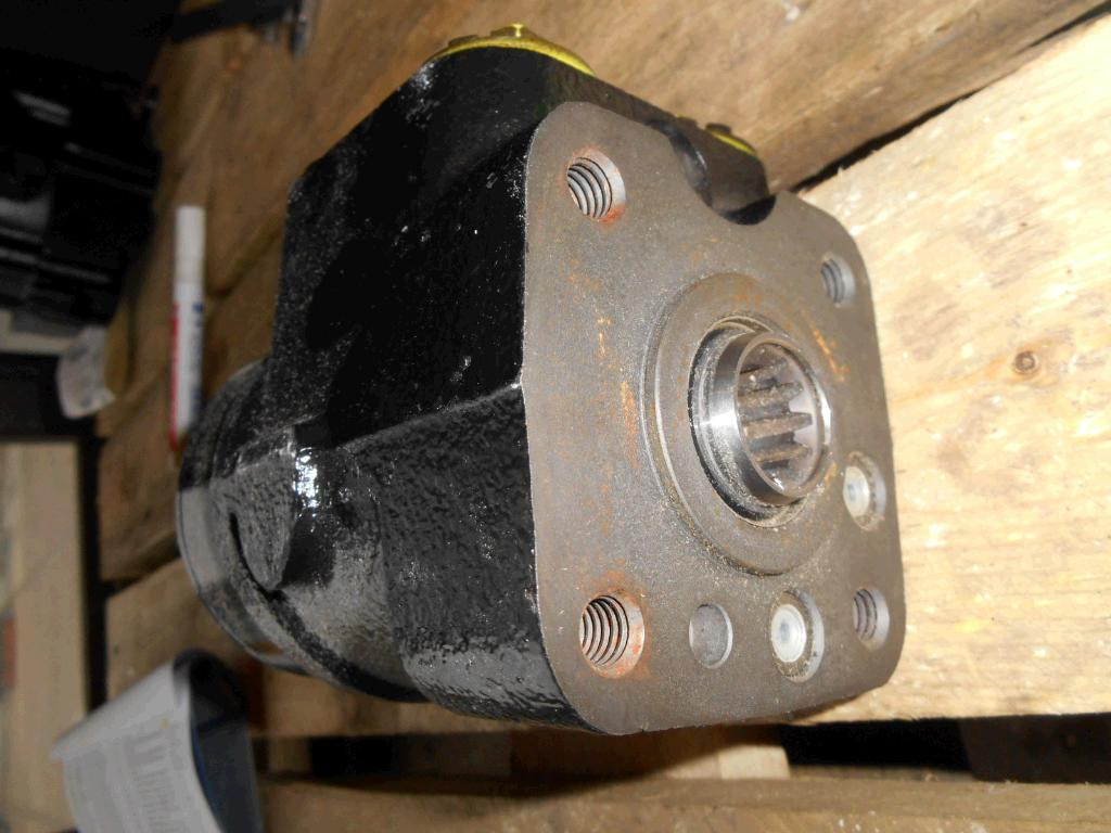 Fiat Hitachi 71484944 - 1166393 - Hydraulic motor for Construction machinery: picture 2 Fiat Hitachi 71484944 - 1166393 - Hydraulic motor for Construction machinery: picture 2