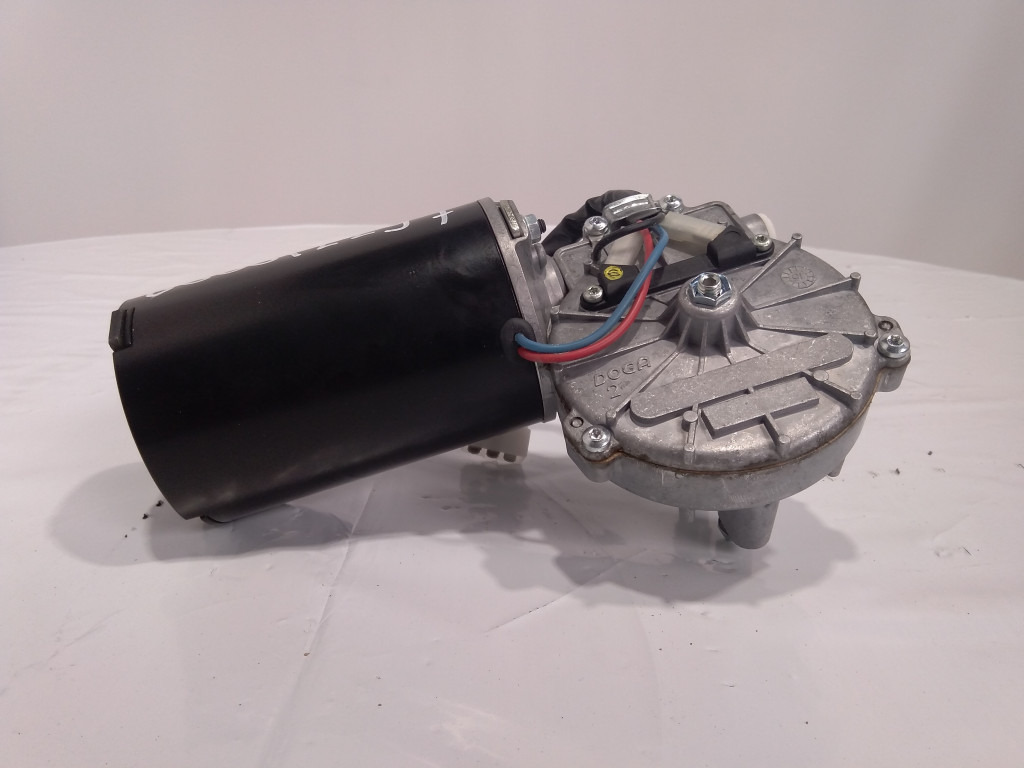 Hitachi 4639246 - Wiper for Construction machinery: picture 1 Hitachi 4639246 - Wiper for Construction machinery: picture 1