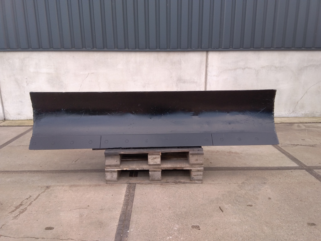 Hitachi 7041539 - Blade for Construction machinery: picture 1 Hitachi 7041539 - Blade for Construction machinery: picture 1