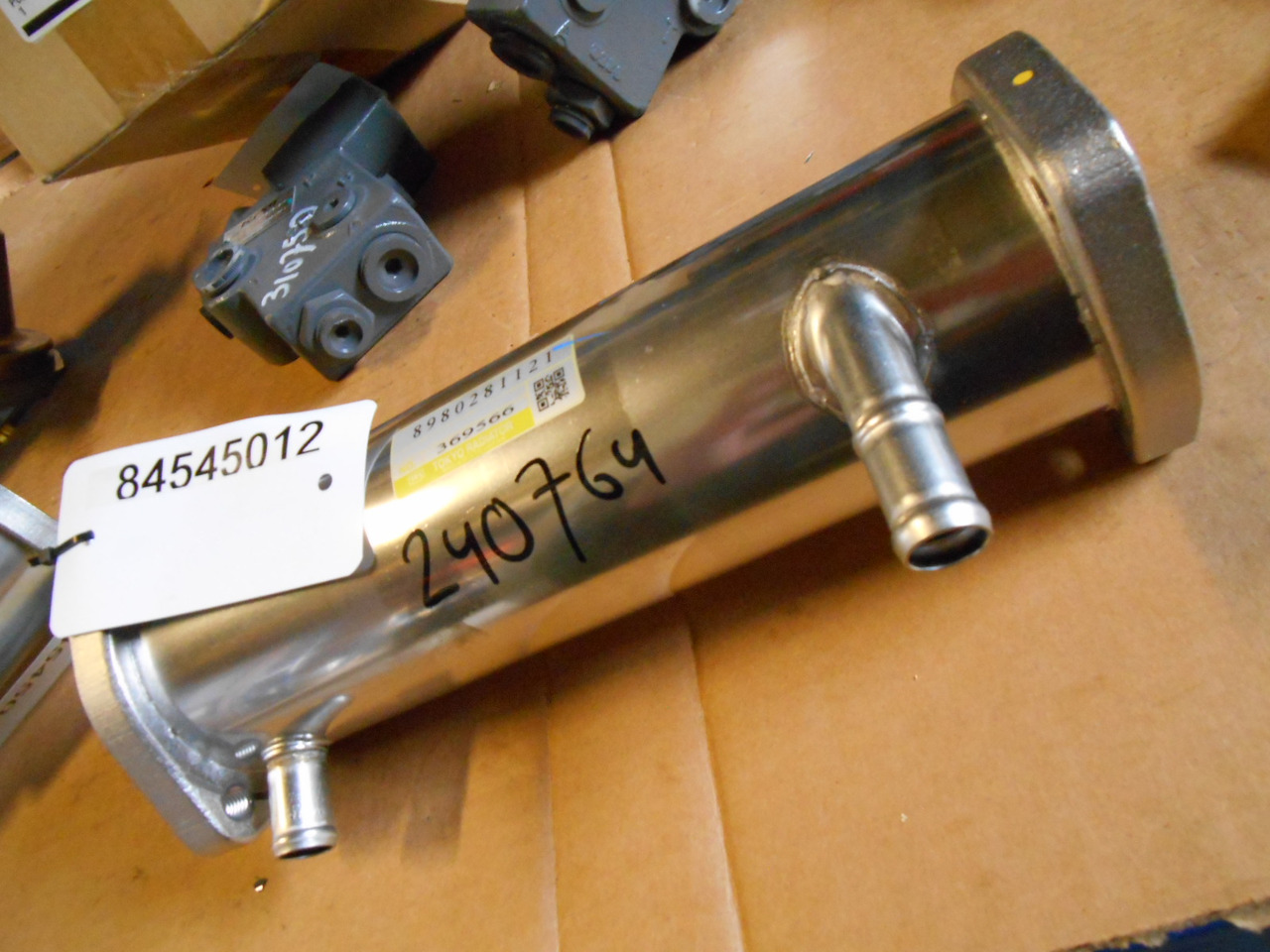 Hitachi 8980281121 - EGR cooler for Agricultural machinery: picture 2 Hitachi 8980281121 - EGR cooler for Agricultural machinery: picture 2