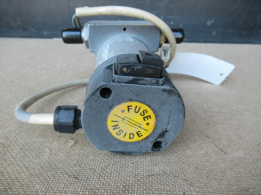 Hitachi FH450LCH-3 - - Fuel pump for Construction machinery: picture 4 Hitachi FH450LCH-3 - - Fuel pump for Construction machinery: picture 4