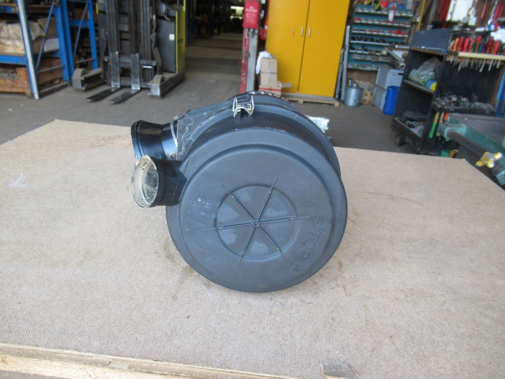 Hitachi ZX130LCN-5B - - Air filter for Construction machinery: picture 4 Hitachi ZX130LCN-5B - - Air filter for Construction machinery: picture 4