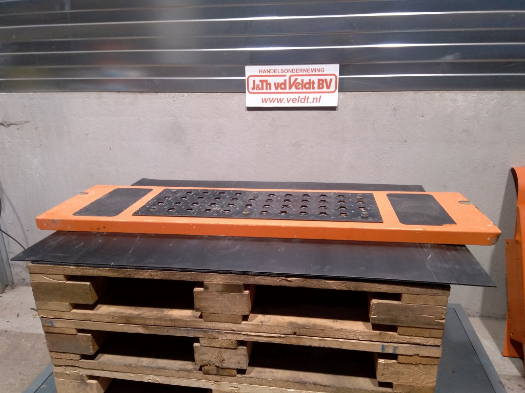 Hitachi ZX470LCH-5B - - Door and parts for Construction machinery: picture 1 Hitachi ZX470LCH-5B - - Door and parts for Construction machinery: picture 1