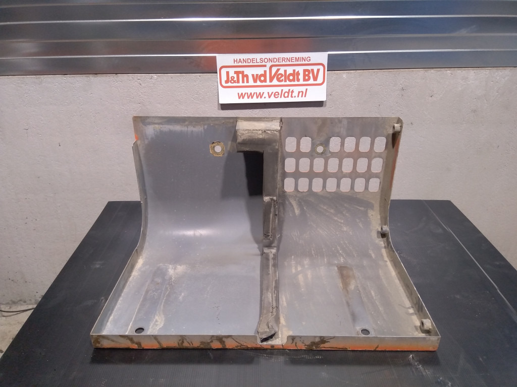 Hitachi ZX670LCH-3 - - Door and parts for Construction machinery: picture 3 Hitachi ZX670LCH-3 - - Door and parts for Construction machinery: picture 3