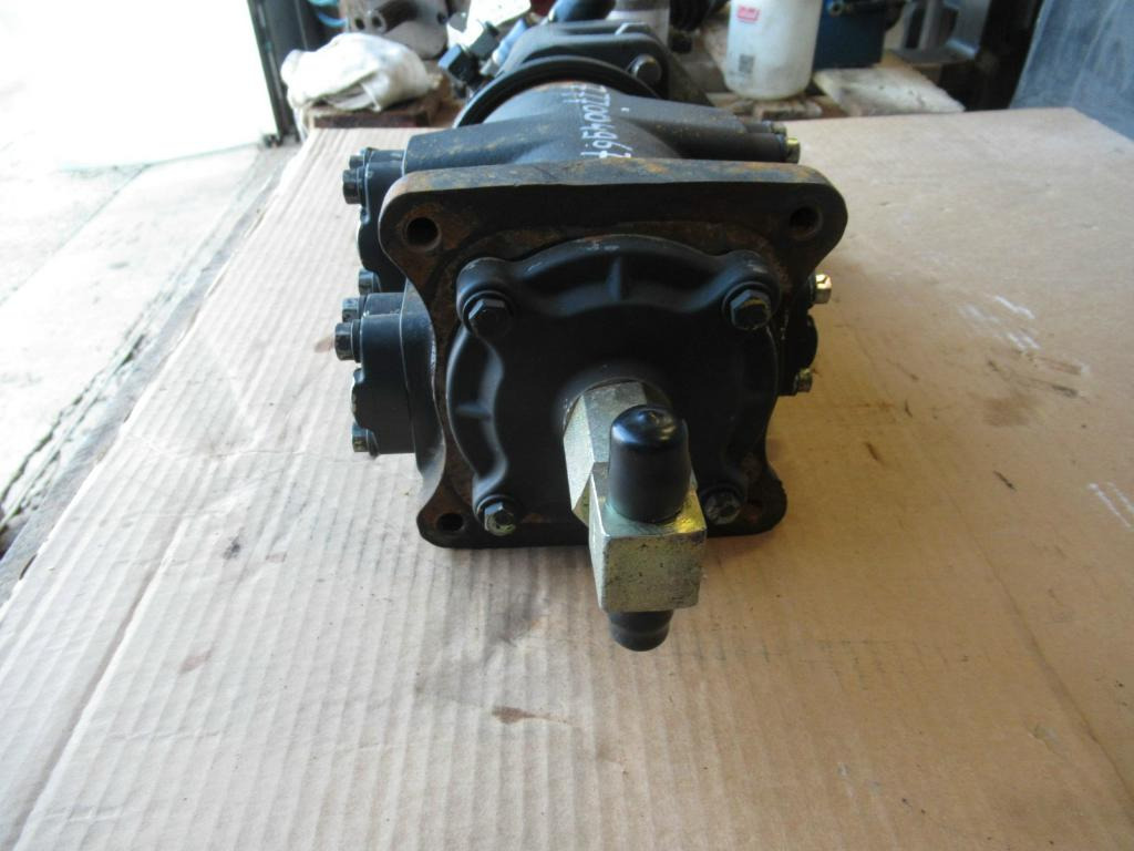 Komatsu PC210LC-8 - - Hydraulics for Construction machinery: picture 3 Komatsu PC210LC-8 - - Hydraulics for Construction machinery: picture 3