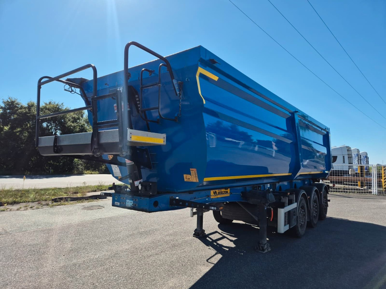 Wielton NW-3 - Tipper semi-trailer: picture 1 Wielton NW-3 - Tipper semi-trailer: picture 1