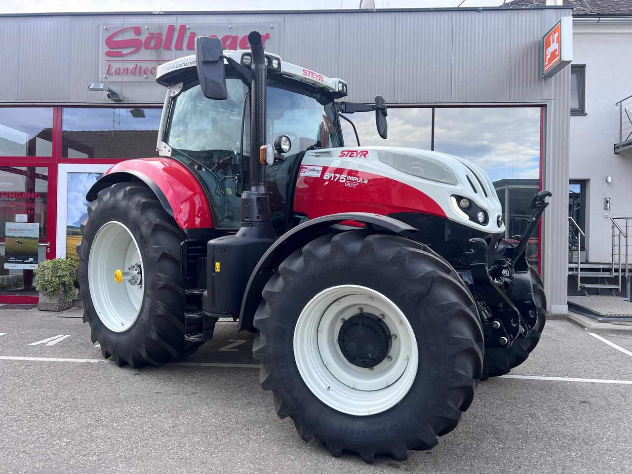 Steyr 6175 Impuls CVT - Farm tractor: picture 1 Steyr 6175 Impuls CVT - Farm tractor: picture 1