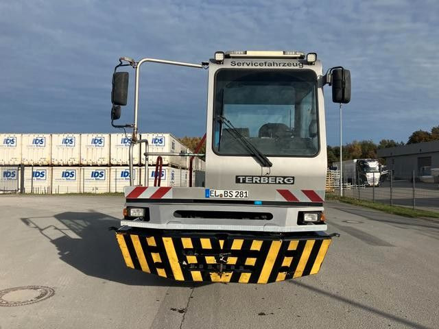 BC 182 - Container transporter/ Swap body truck: picture 2 BC 182 - Container transporter/ Swap body truck: picture 2