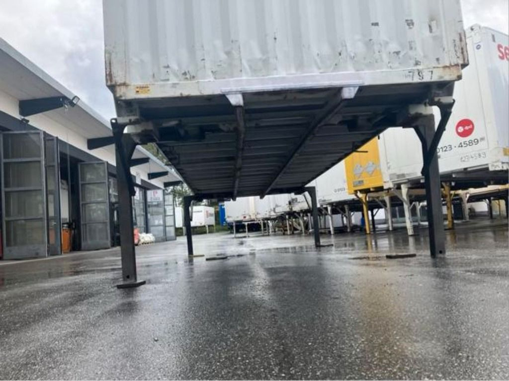 Shipping container Krone Heck Alu.- Rolltor: picture 6 Shipping container Krone Heck Alu.- Rolltor: picture 6