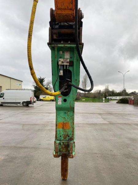 Montabert XL 1900 - Hydraulic hammer: picture 3 Montabert XL 1900 - Hydraulic hammer: picture 3