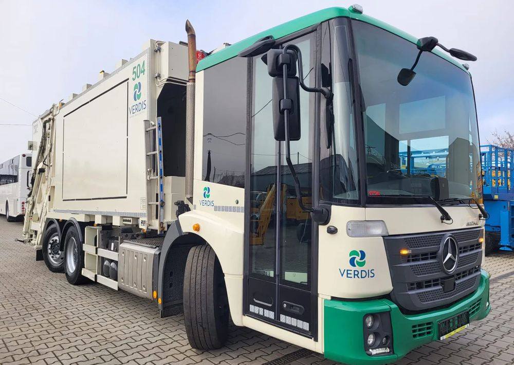 Mercedes-Benz Econic 2630 dwukomorowa - Garbage truck: picture 2 Mercedes-Benz Econic 2630 dwukomorowa - Garbage truck: picture 2