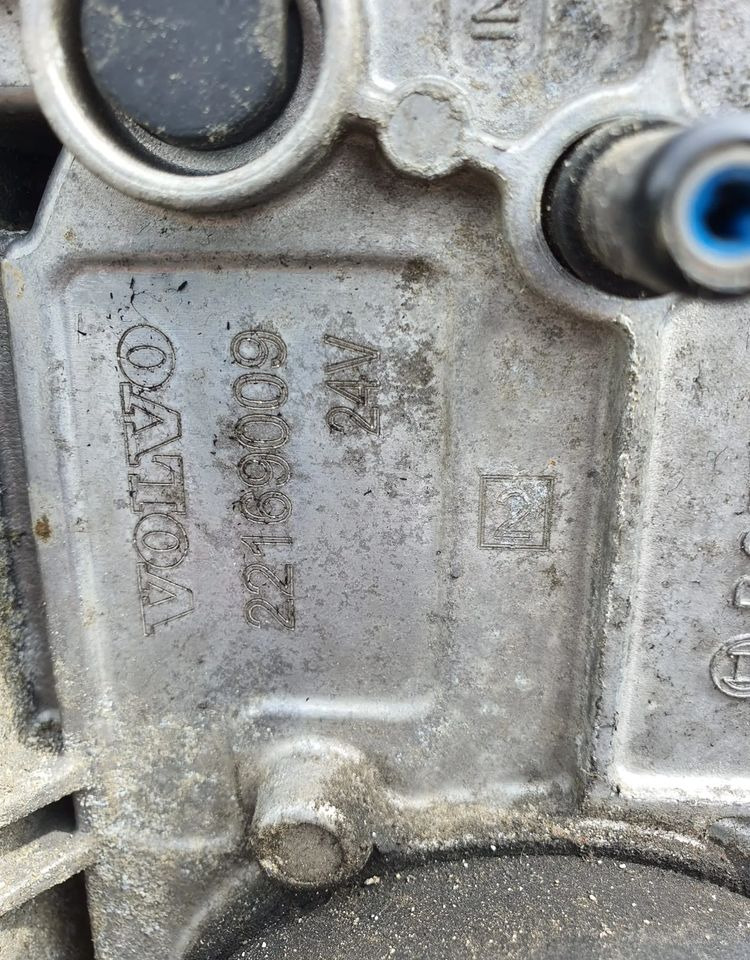 Pompa Ad Blue uszkodzona Volvo 22169009 24V Bosch 0444 022 066 - Engine for Truck: picture 2 Pompa Ad Blue uszkodzona Volvo 22169009 24V Bosch 0444 022 066 - Engine for Truck: picture 2