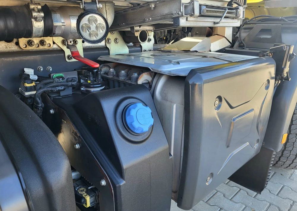 Garbage truck Renault D19 EURO 6: picture 20 Garbage truck Renault D19 EURO 6: picture 20