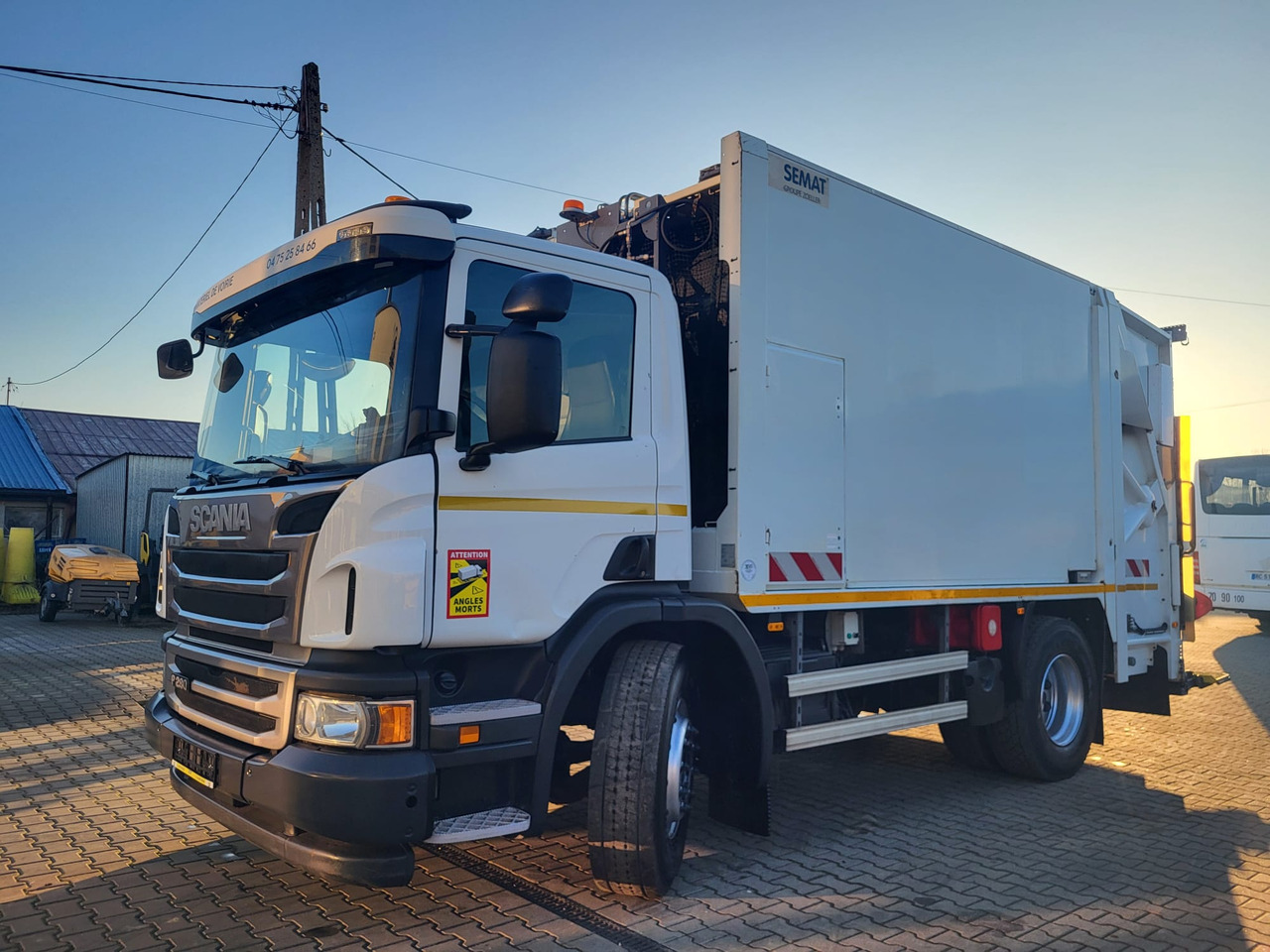 Scania P280 - Garbage truck: picture 1 Scania P280 - Garbage truck: picture 1