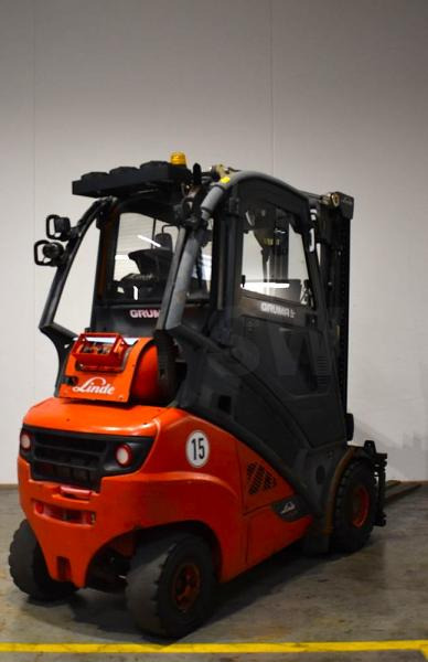Linde H 35 T EVO 393-02 - LPG forklift: picture 2 Linde H 35 T EVO 393-02 - LPG forklift: picture 2