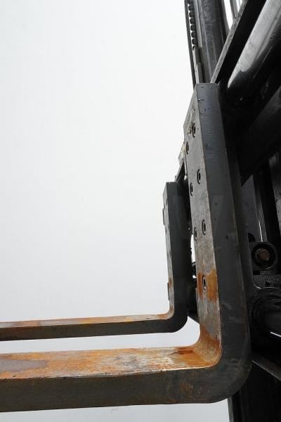 Linde H 50 D/600 EVO 394-02 - Diesel forklift: picture 5 Linde H 50 D/600 EVO 394-02 - Diesel forklift: picture 5