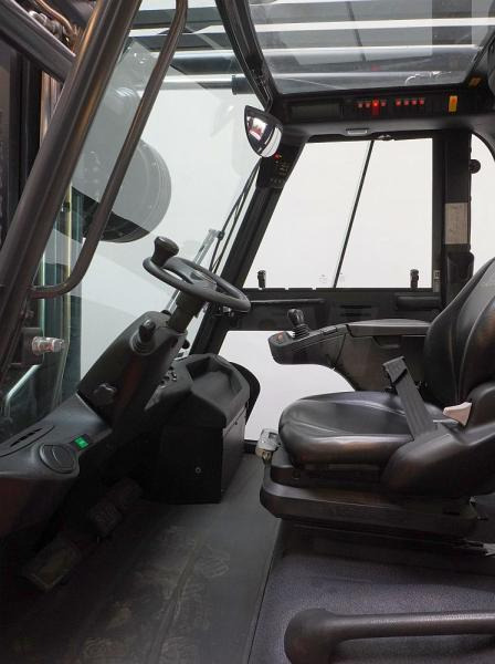 Linde H 80 D/900 EVO 396-03 - Diesel forklift: picture 3 Linde H 80 D/900 EVO 396-03 - Diesel forklift: picture 3