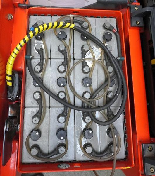 Linde P 50 C 1190 - Tow tractor: picture 5 Linde P 50 C 1190 - Tow tractor: picture 5