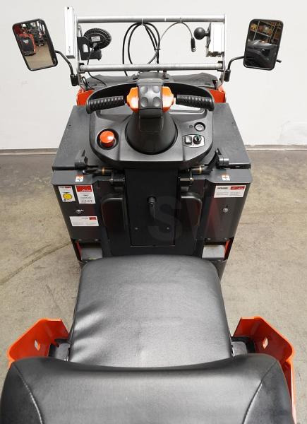 Linde P 50 C 1190 - Tow tractor: picture 3 Linde P 50 C 1190 - Tow tractor: picture 3