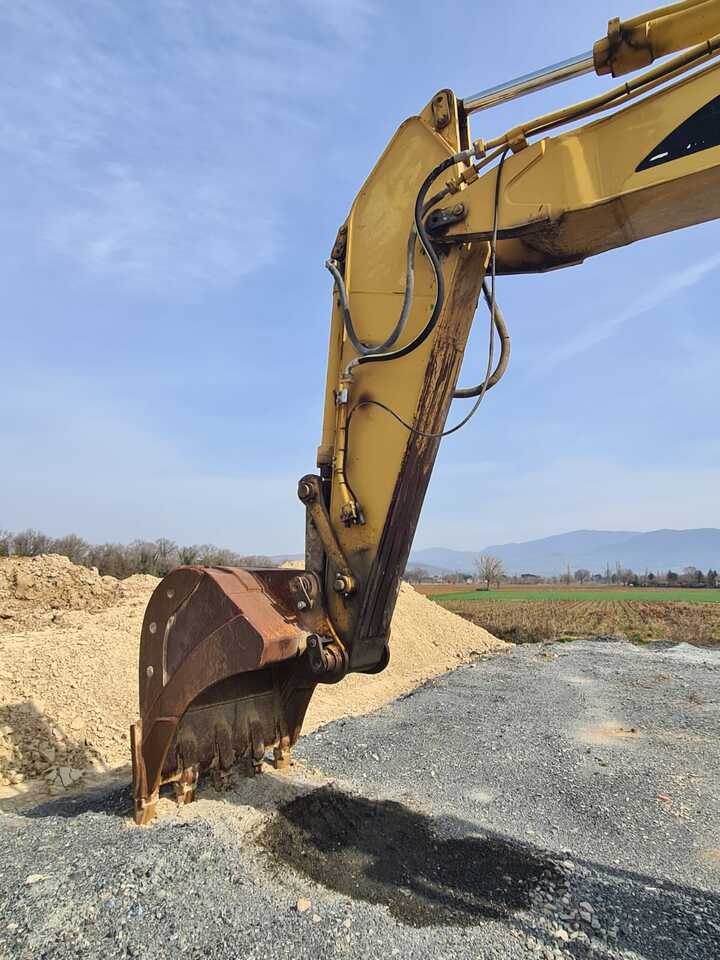 CATERPILLAR 330BLN - Crawler excavator: picture 5 CATERPILLAR 330BLN - Crawler excavator: picture 5