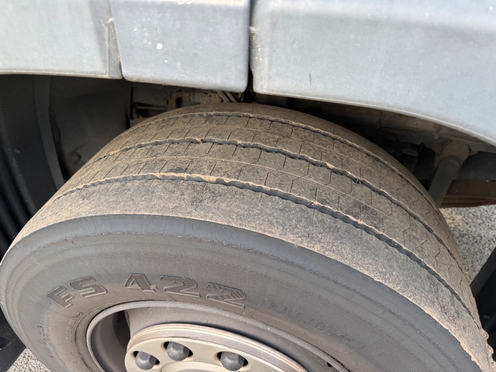 Scania P 340 - Box truck: picture 4 Scania P 340 - Box truck: picture 4