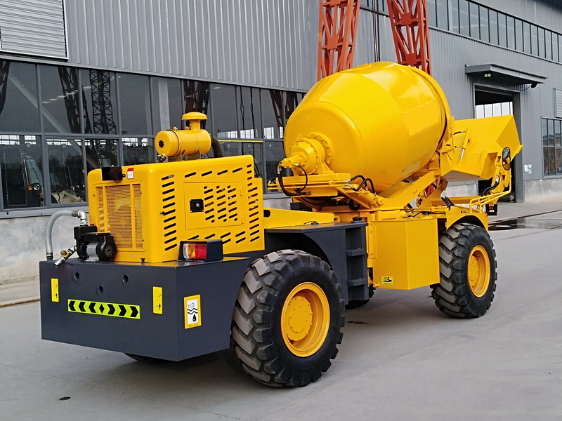 QINGDAO PROMISING 2.6CBM Self Loading Concrete Mixer CML260 - Concrete mixer truck: picture 3 QINGDAO PROMISING 2.6CBM Self Loading Concrete Mixer CML260 - Concrete mixer truck: picture 3