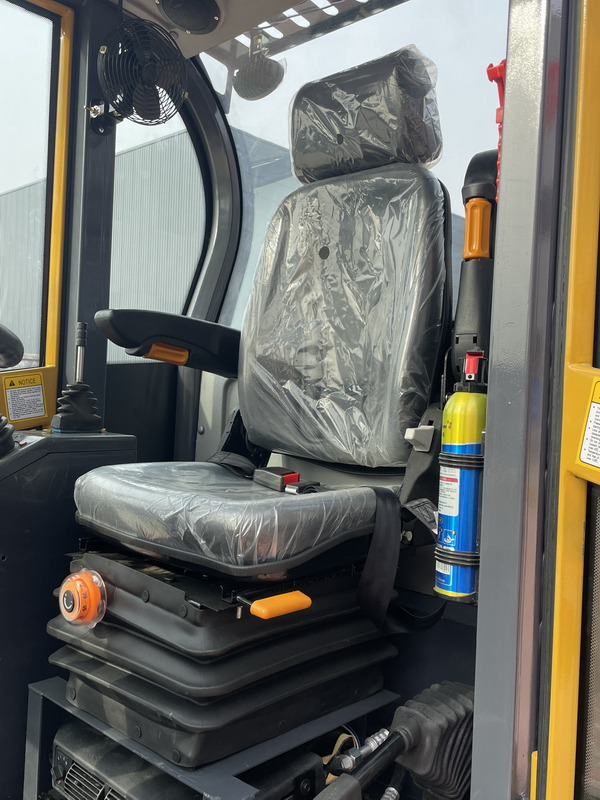 Qingdao Promising CE Telescopic Loader ZL15 - Telescopic wheel loader: picture 4 Qingdao Promising CE Telescopic Loader ZL15 - Telescopic wheel loader: picture 4
