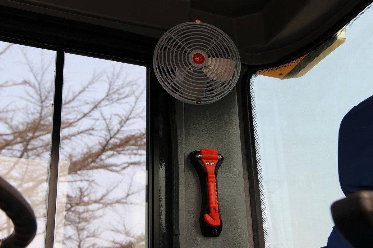 Qingdao Promising Compact CE Wheel Loader ZL18F leasing Qingdao Promising Compact CE Wheel Loader ZL18F: picture 13