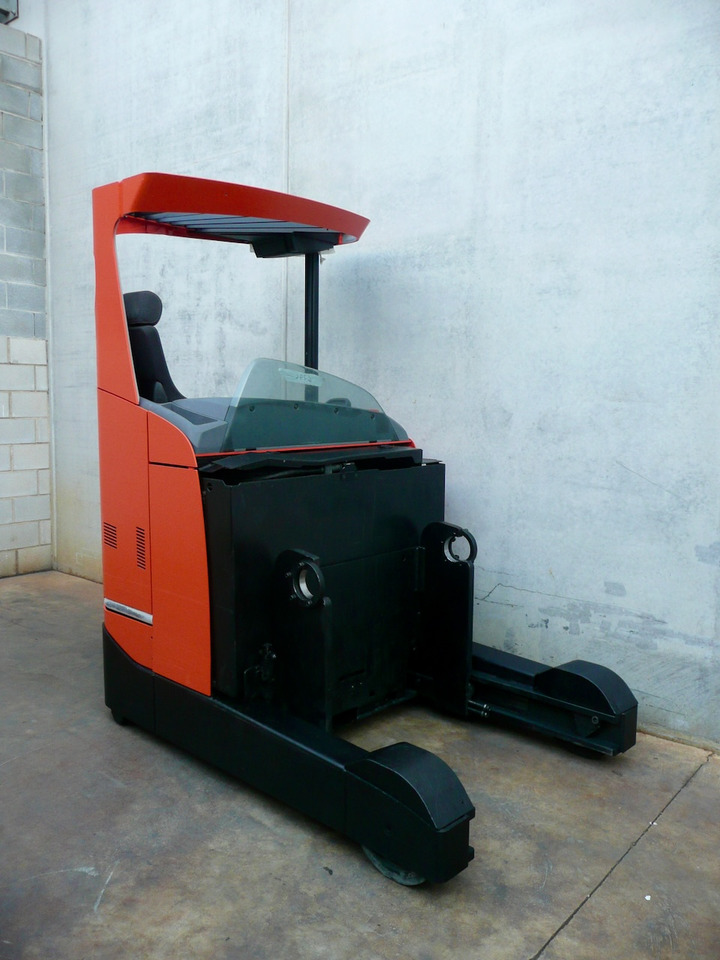 BT RRE 250 E - Reach truck: picture 1 BT RRE 250 E - Reach truck: picture 1