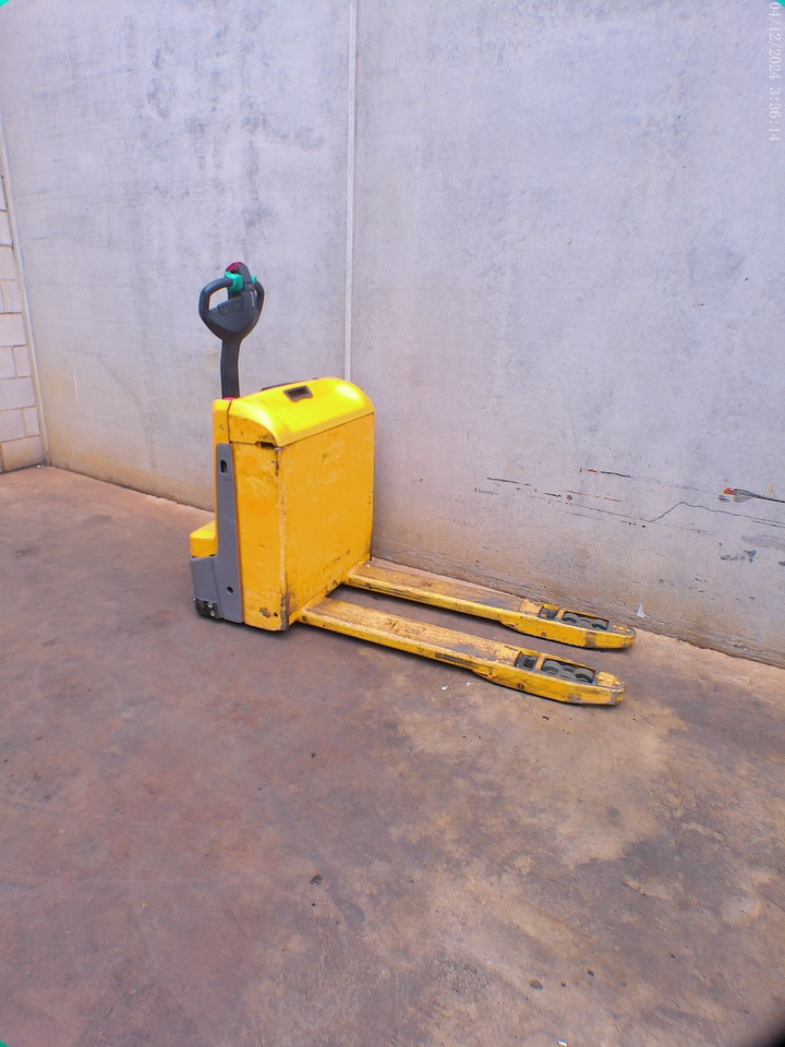 Jungheinrich EJE 116 LI-ION - Pallet truck: picture 4 Jungheinrich EJE 116 LI-ION - Pallet truck: picture 4