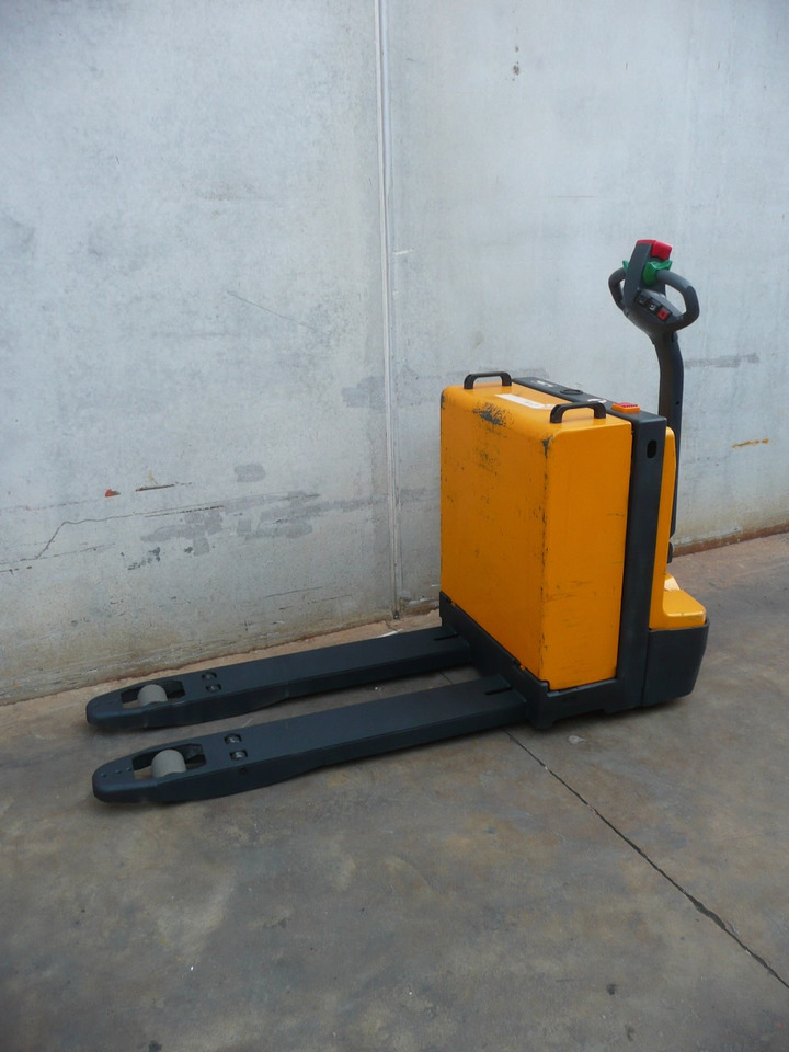 Jungheinrich EJE 20 - Pallet truck: picture 2 Jungheinrich EJE 20 - Pallet truck: picture 2