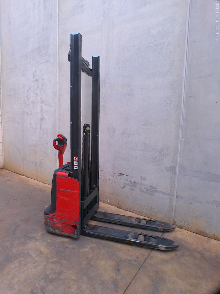 Linde L 10 - Stacker: picture 4 Linde L 10 - Stacker: picture 4