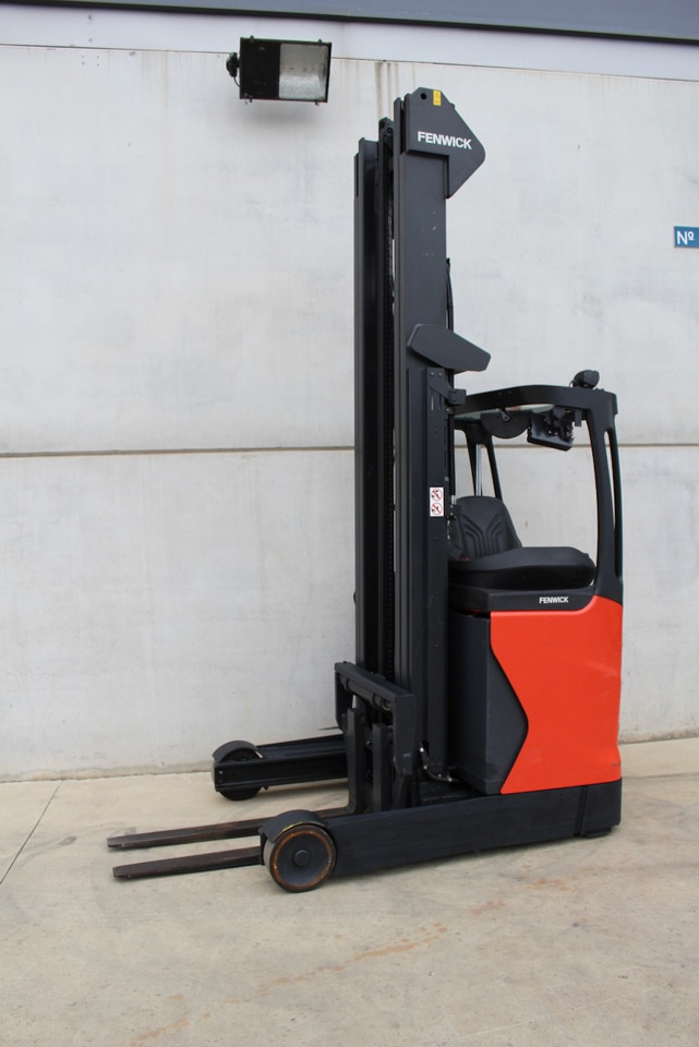Linde R16-01 - Reach truck: picture 3 Linde R16-01 - Reach truck: picture 3