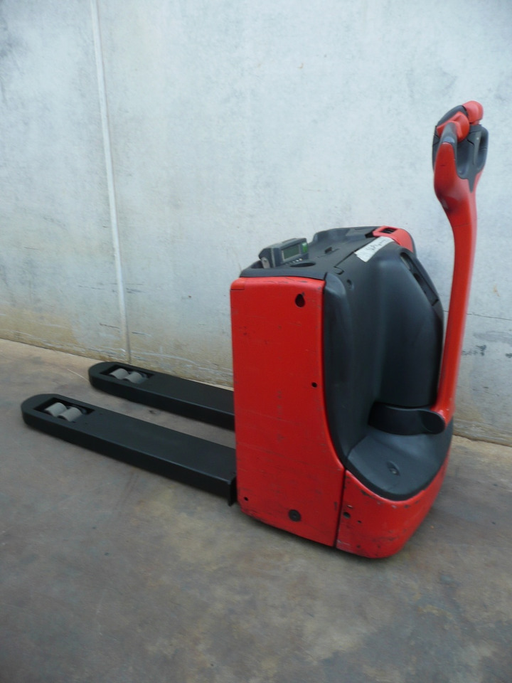 Pallet truck Linde T 20: picture 1