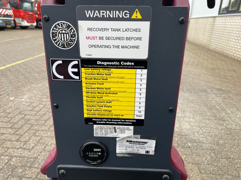 Scrubber dryer Minuteman Powerboss SC2832E: picture 9