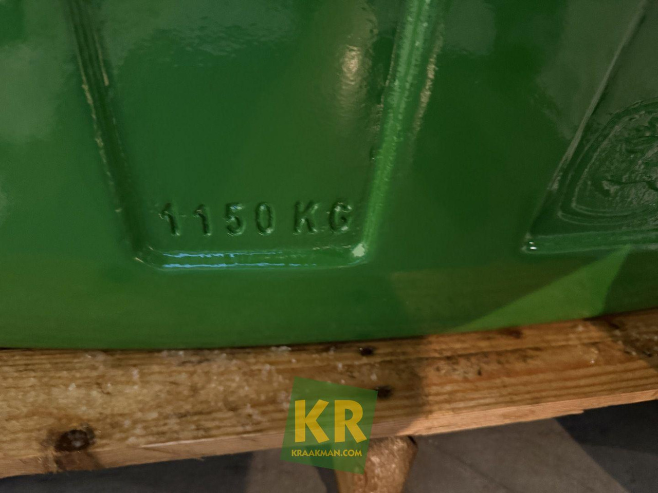 1150 kg John Deere - Counterweight: picture 2 1150 kg John Deere - Counterweight: picture 2